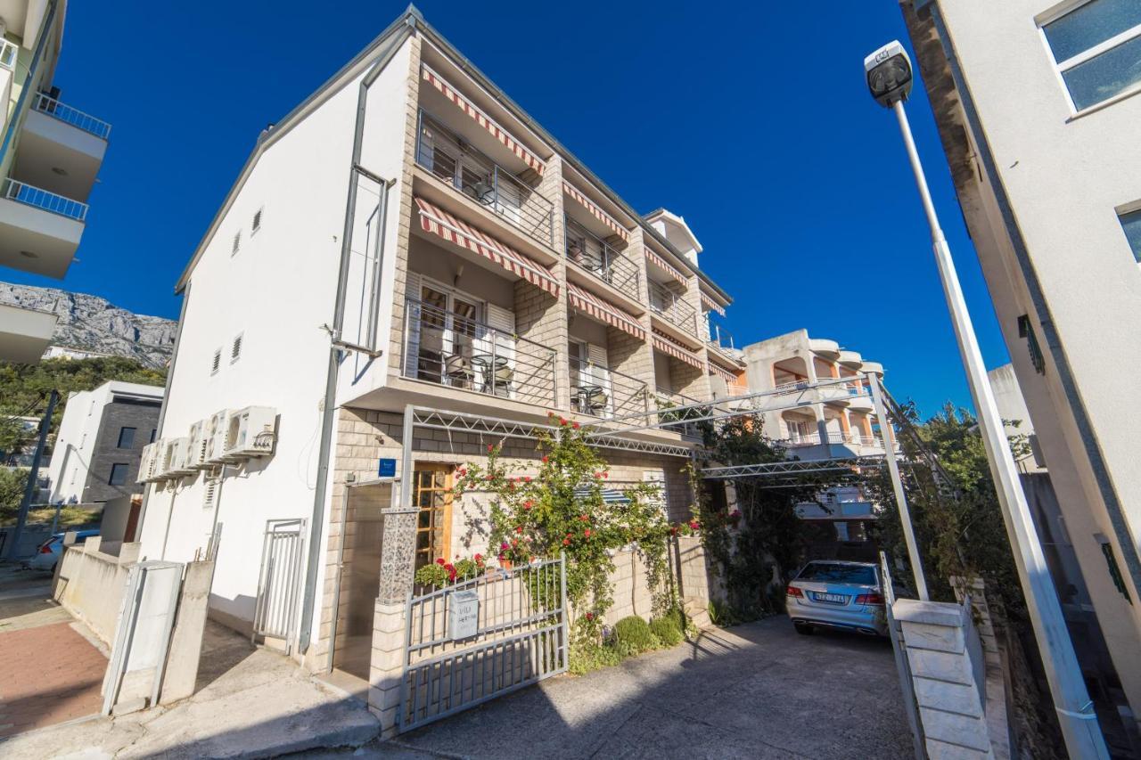 Apartments Hermina Тучепи Экстерьер фото